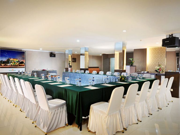 Business Meeting - Akasia - Room U Shape Style